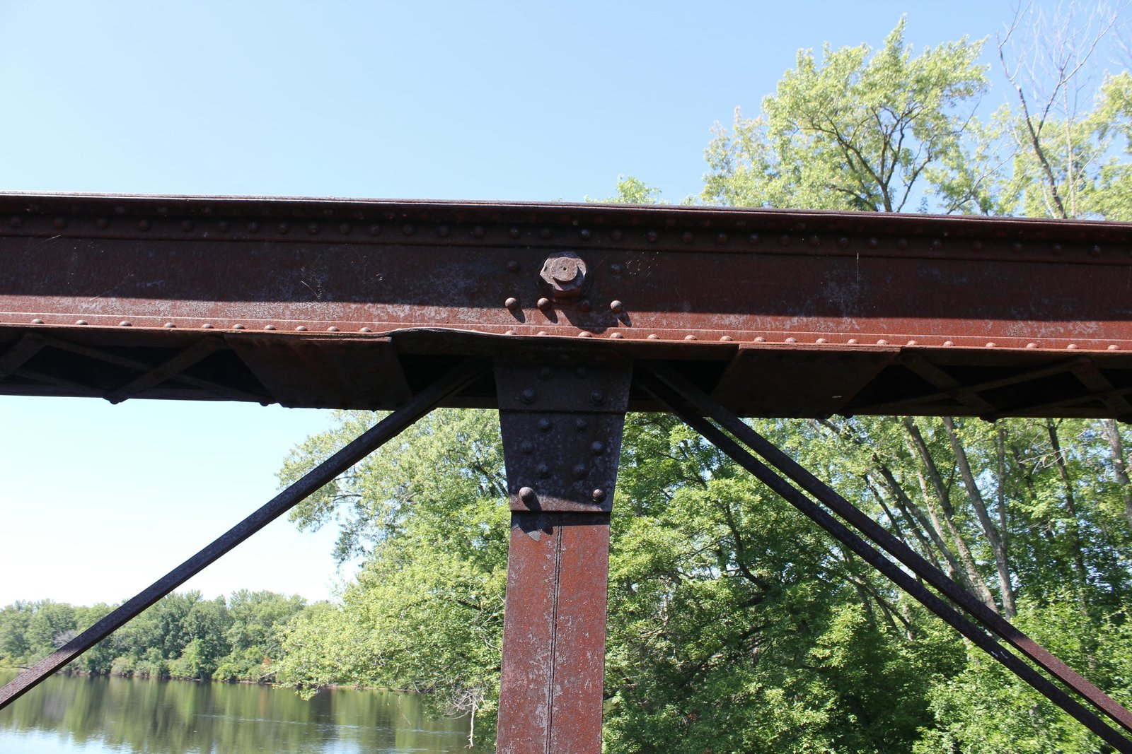 Upper connection